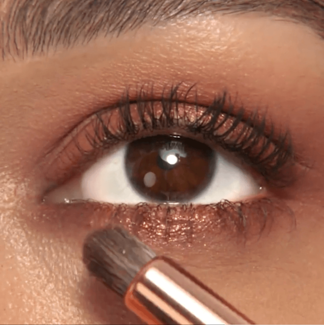 Exagger-eyes Easy Eyeshadow Stick In Bronzed Garnet: Bronze Cream