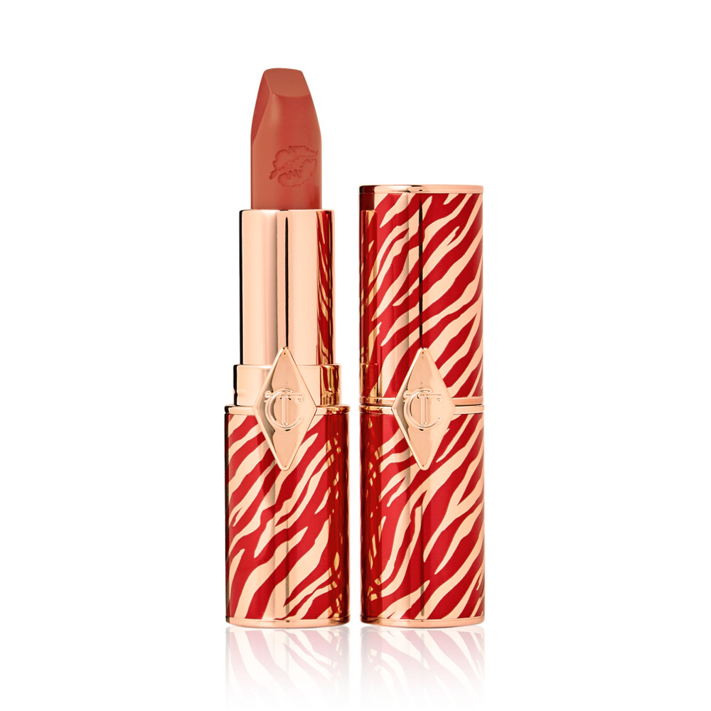 Only Muse: Hot Lips: Peachy Nude Lipstick | Charlotte Tilbury