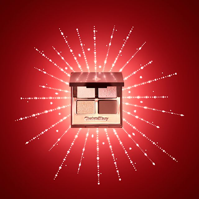 Limited-edition Queen of Luck Luxury Palette is a perfect eyeshadow new year gift