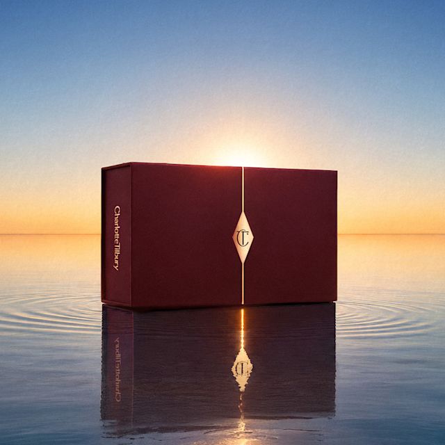 Beach Babe mystery box 50% off 4 full-sized products