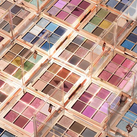 Les 6 palettes de fards à paupières colorées Palettes of Beautifying Eye Trends de Charlotte