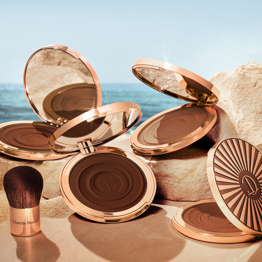 Cheek makeup for creating a sun-kissed boho makeup look