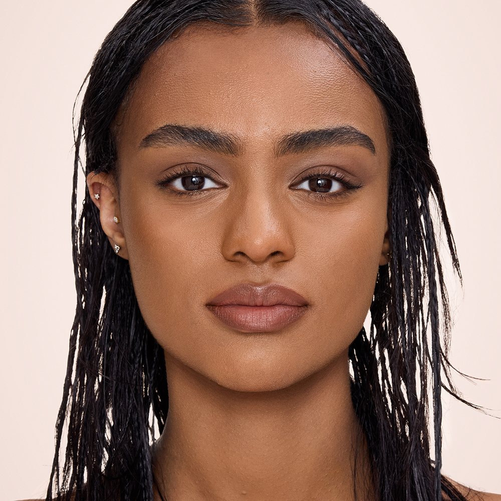 Airbrush Flawless Concealer - 11 Tan model after 