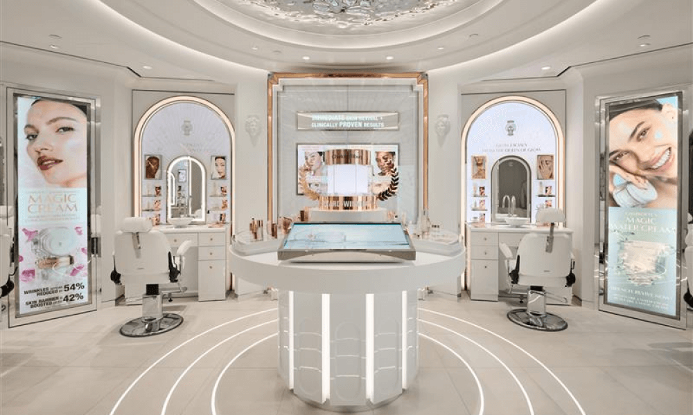 CHARLOTTE’S WORLD-FIRST SKIN SPA