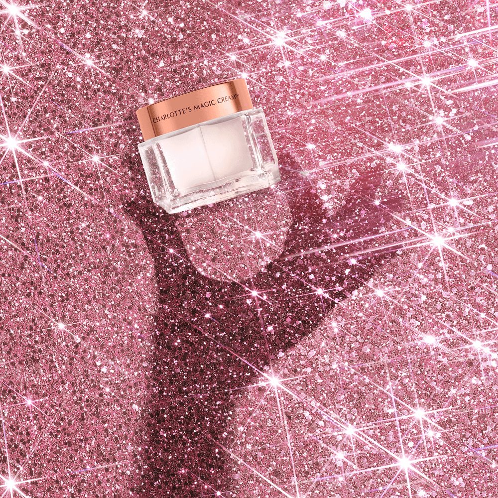 CHARLOTTE’S MYSTERY BEAUTY ICONS L.O.V.E. BAG-silhouette1-MC