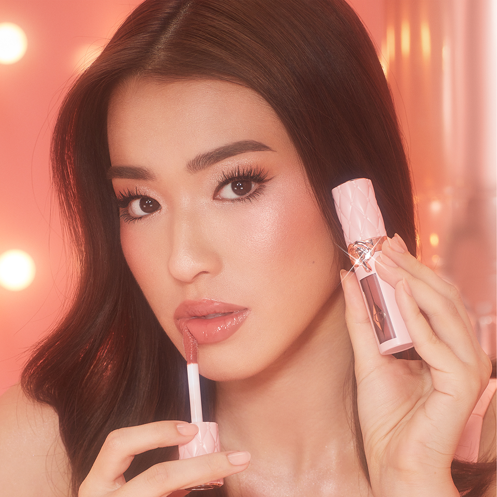 Charyl wearing a trending gym lips lipstick look using Pillow Talk Big Lip Plumpgasm