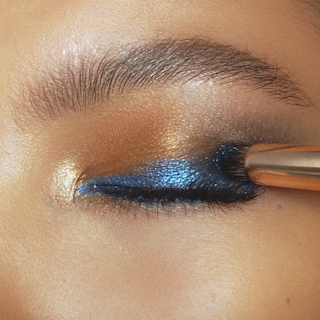 Super Blue Luxury Palette - Eyeshadow For Brown Eyes | Charlotte 