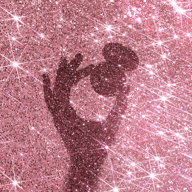 CHARLOTTE’S MYSTERY BEAUTY ICONS L.O.V.E. BAG-silhouette5 CHARLOTTE’S MYSTERY BEAUTY ICONS L.O.V.E. BAG-silhouette5