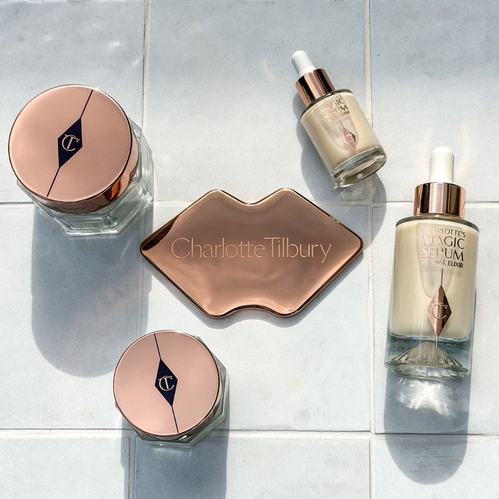 Magic Sculpting Rose Gold Gua Sha Still Life 