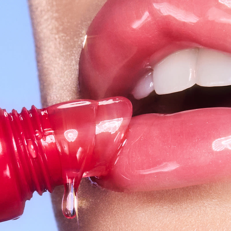 what is lip oil