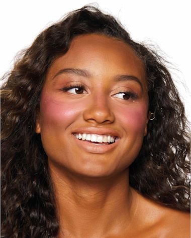 UNREAL BLUSH - PRETTY GLOW - MODEL 16