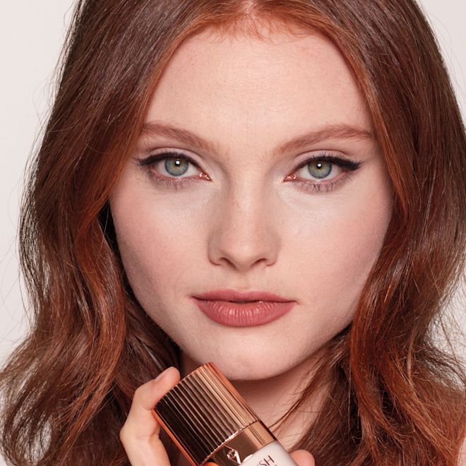 Charlotte Tilbury Airbrush Flawless Foundation shade 2 Charlotte Tilbury Airbrush Flawless Foundation shade 2