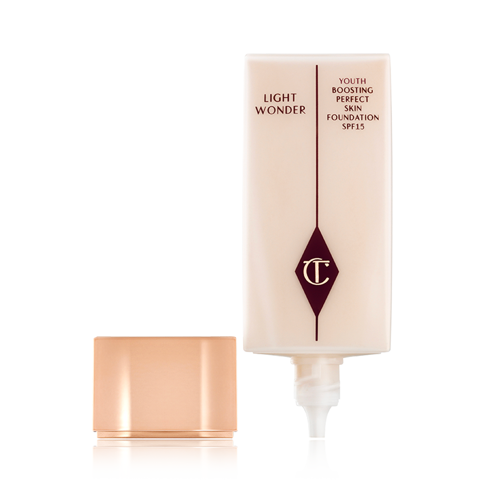 LIGHT WONDER GLOW-40ML-LID OFF-SHADE-1