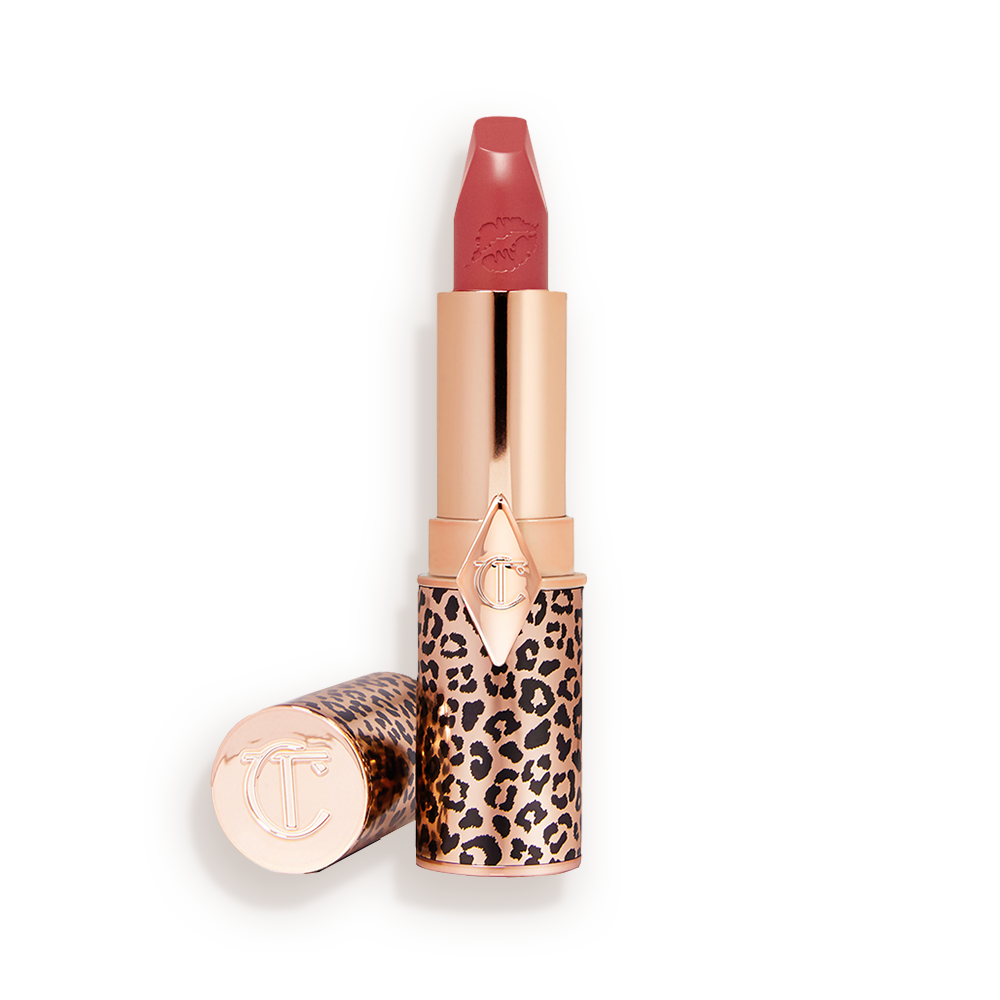 HotLips2.0_GlowingJen_LidOpen.