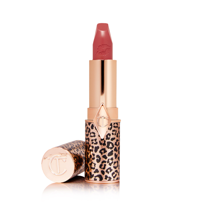 Hot Lips 2.0 Glowing Jen lipstick