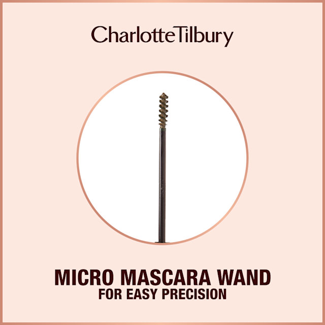 A micro mascara wand for a precise mascara application