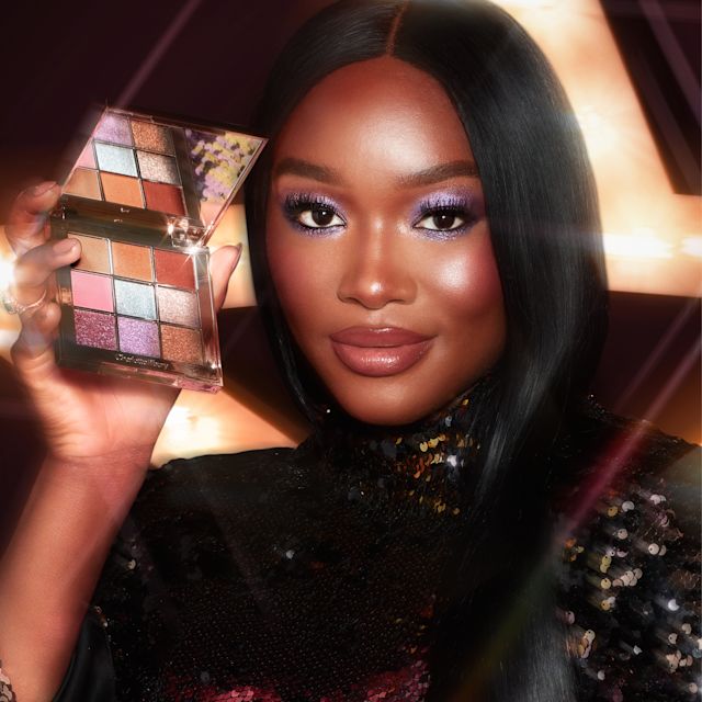 Anu wearing a Beautyverse Palette 4th of july makeup look