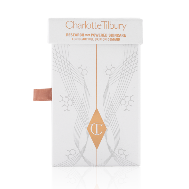 Magic Cream with refill bundle closed A white-coloured box containing a pearly-white face cream and its refill with the CT logo on the front, which is perfect for gifting for any occasion.