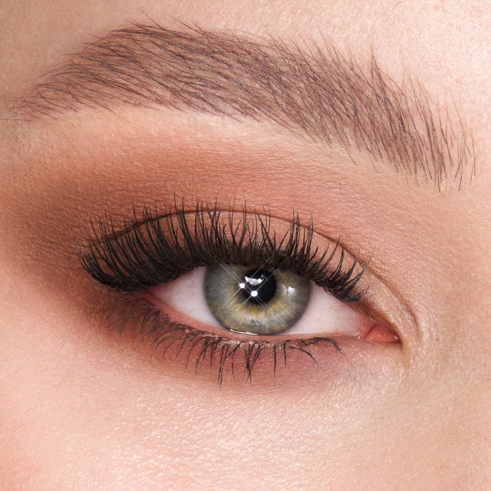 Model wearing a Christmas makeup look using the matte shades from The Beautyverse Palette