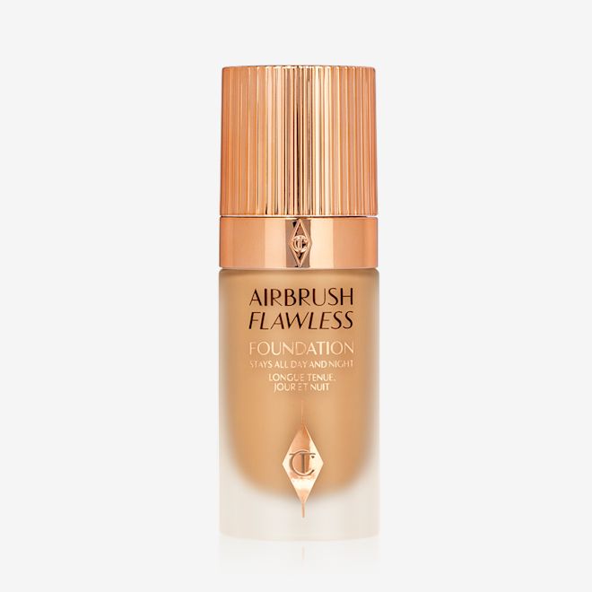 Airbrush Flawless Foundation 9 warm closed packshot Airbrush Flawless Foundation 9 warm closed packshot