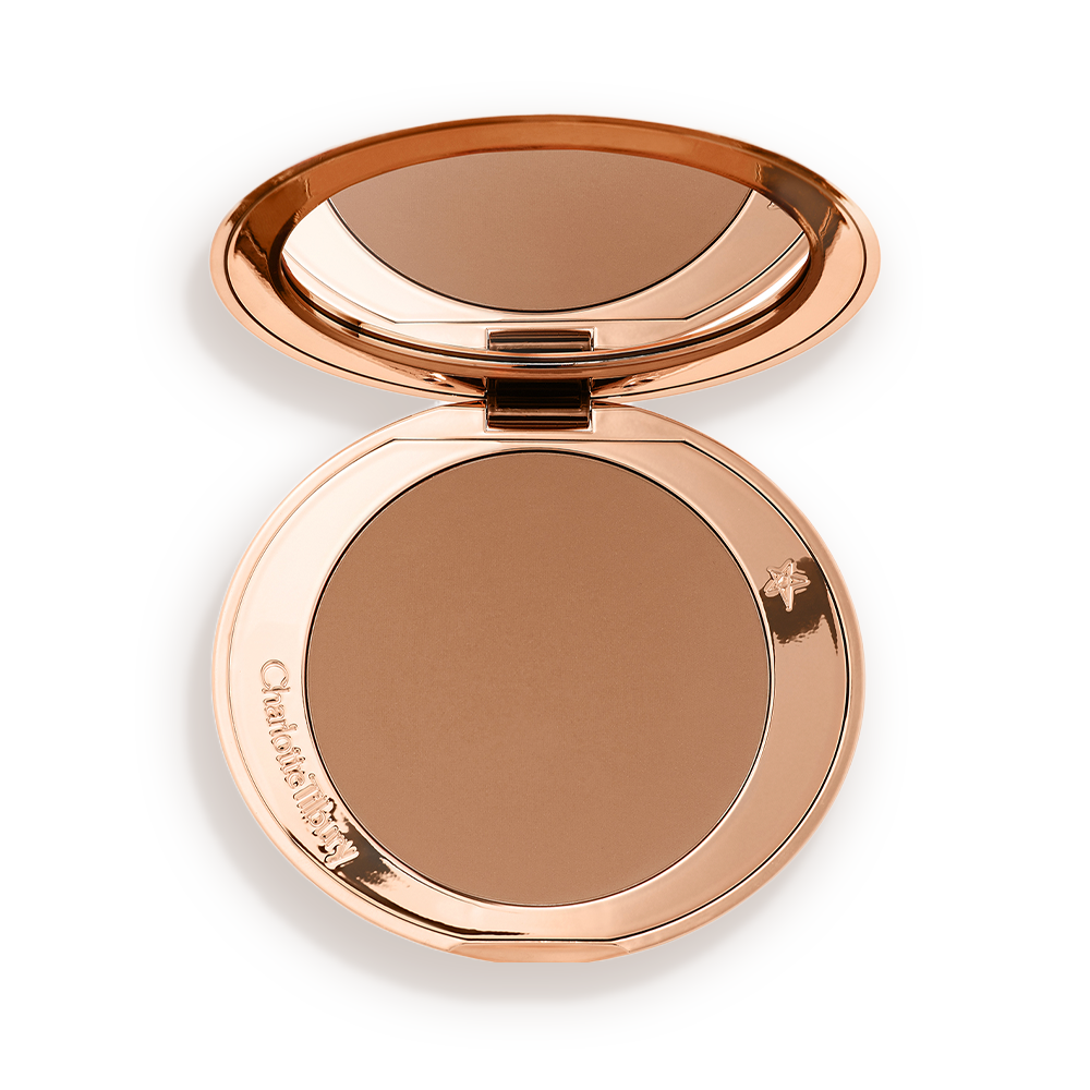 シャーロットティルブリー エアーブラシ　ブロンザー Medium 2 AFF_Bronzer_Medium_Packshot.png