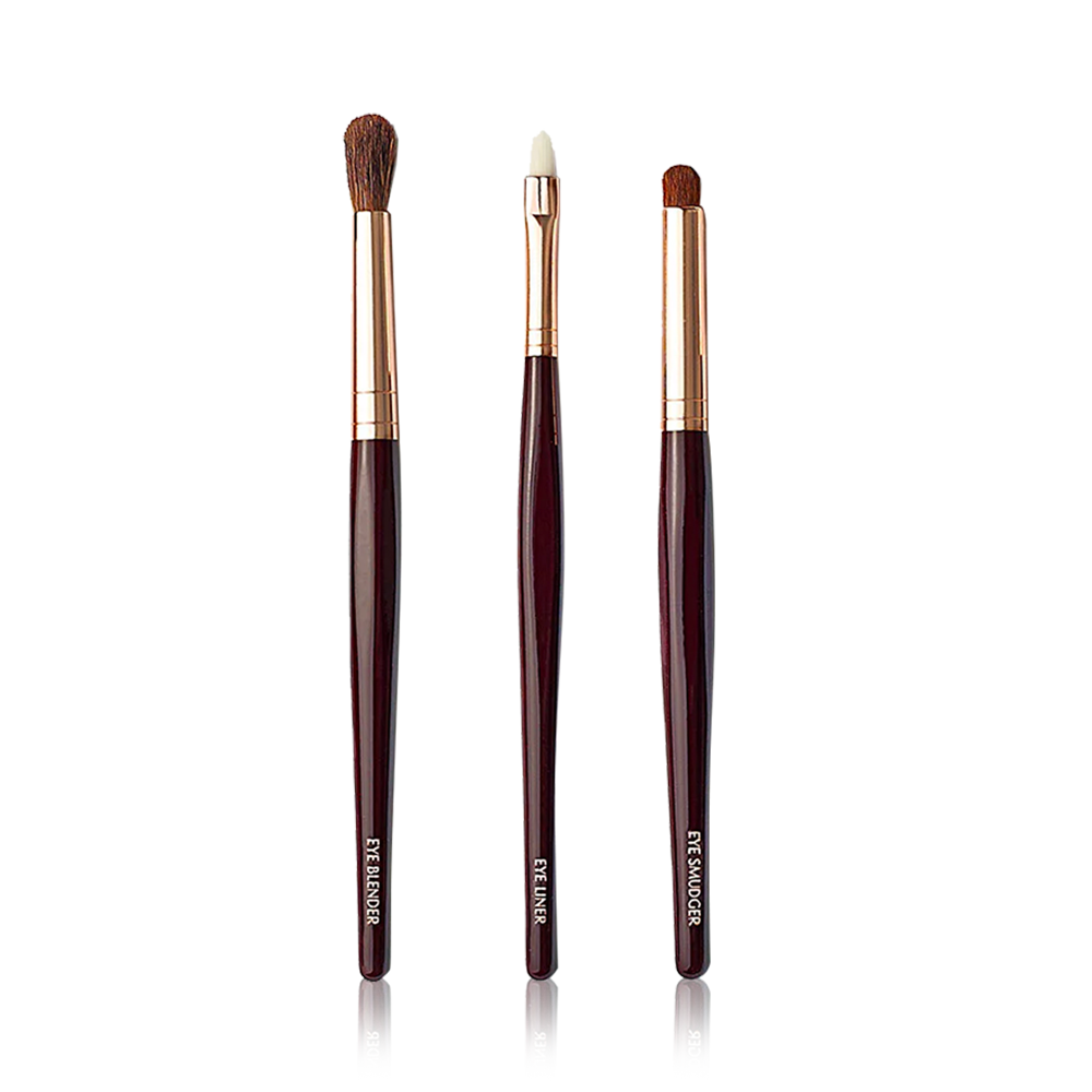 Buy Charlotte Tilbury Eye Liner Brush here at 70% discount! Branded makeup  brushes at outlet prices. Worldwide shipping in 7 working days! – Pony  Brushes