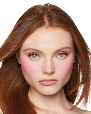 UNREAL BLUSH - PRETTY GLOW - MODEL 1