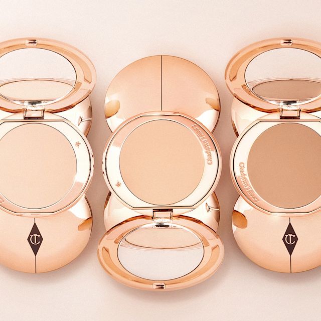 Three shades of Airbrush Flawless Finish smoothing-effect pressed powder