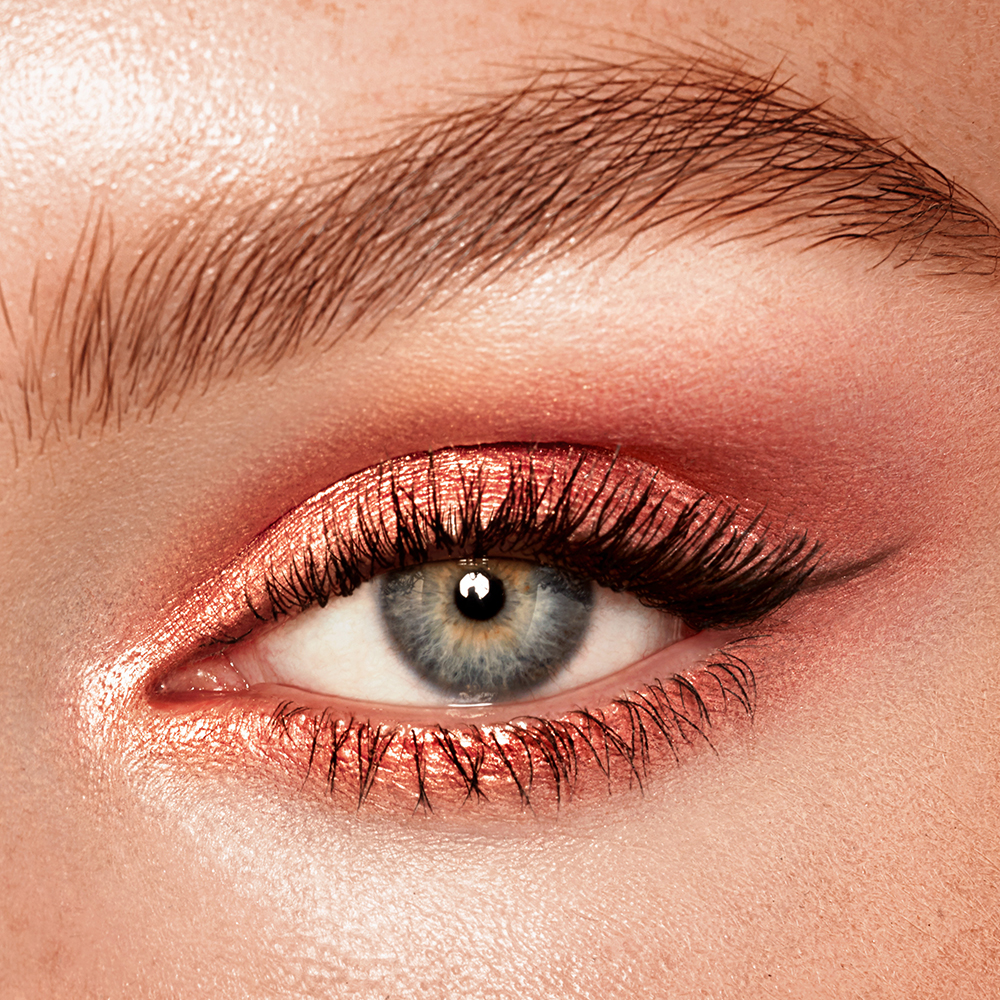 red gold eyeshadow