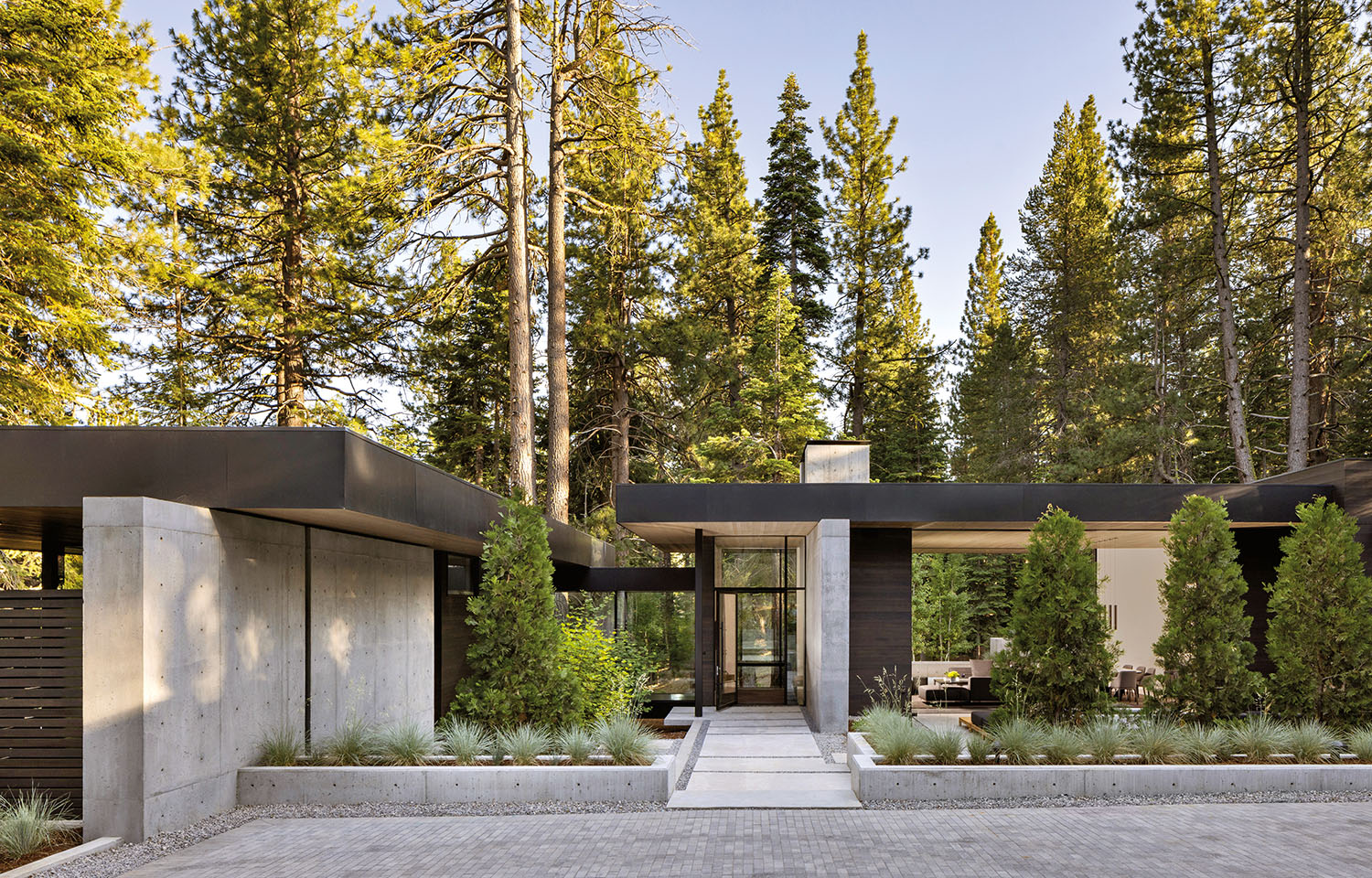 Herman Miller + Heath Ceramics Team Up On New Dinnerware