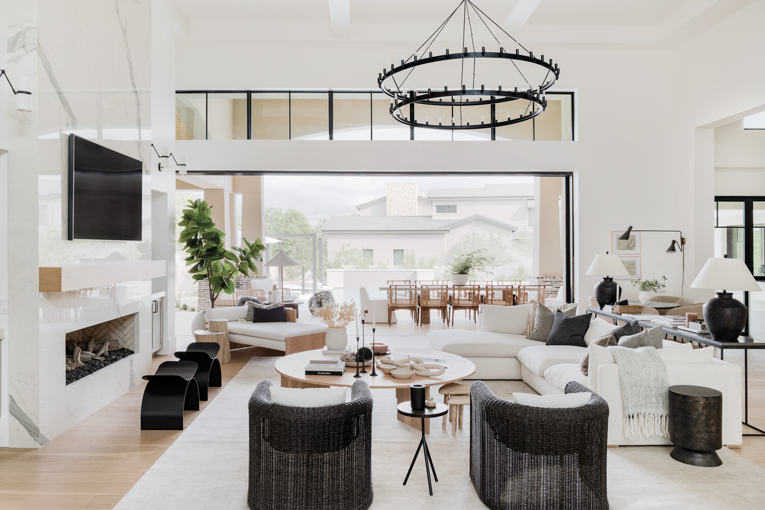 White living room with black-and-white furniture