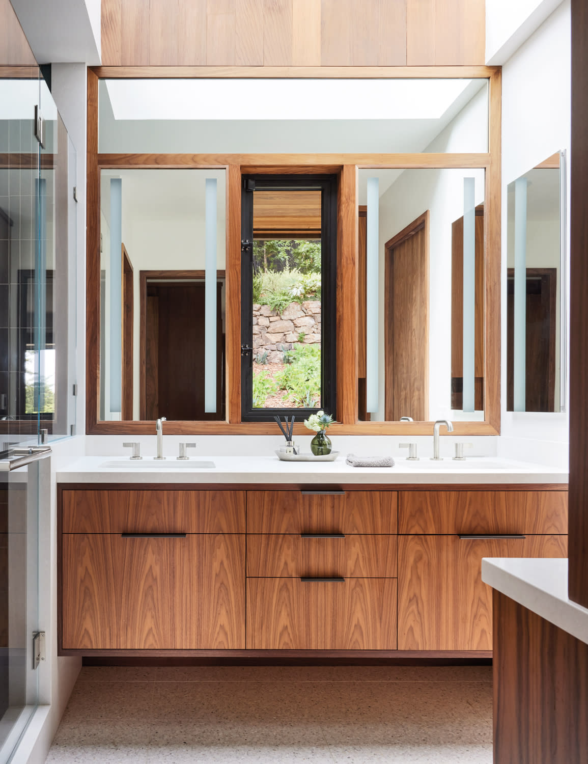 midcentury modern bathroom with terrazzo flooring