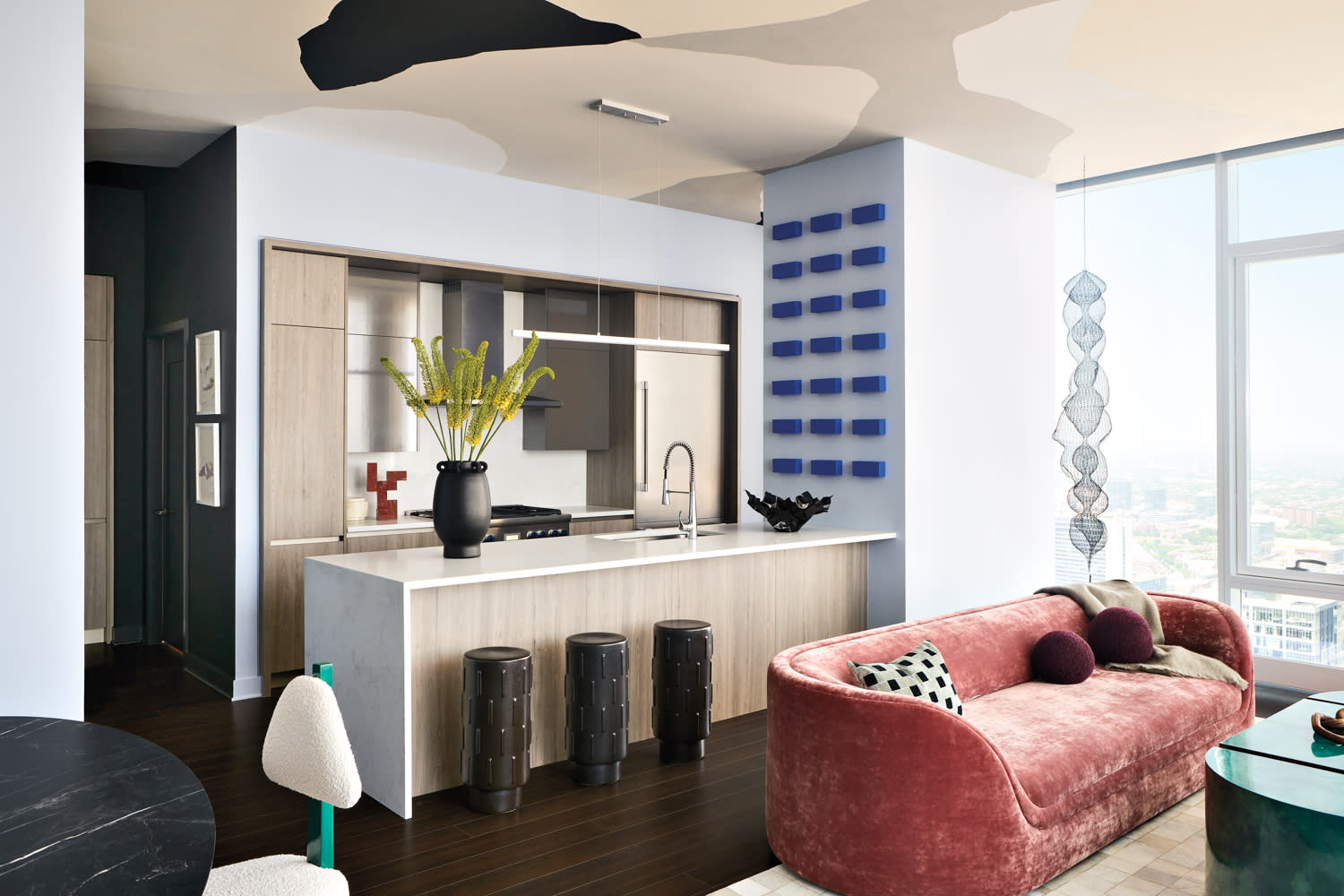 Stunning Colorful Penthouse Apartments Design image
