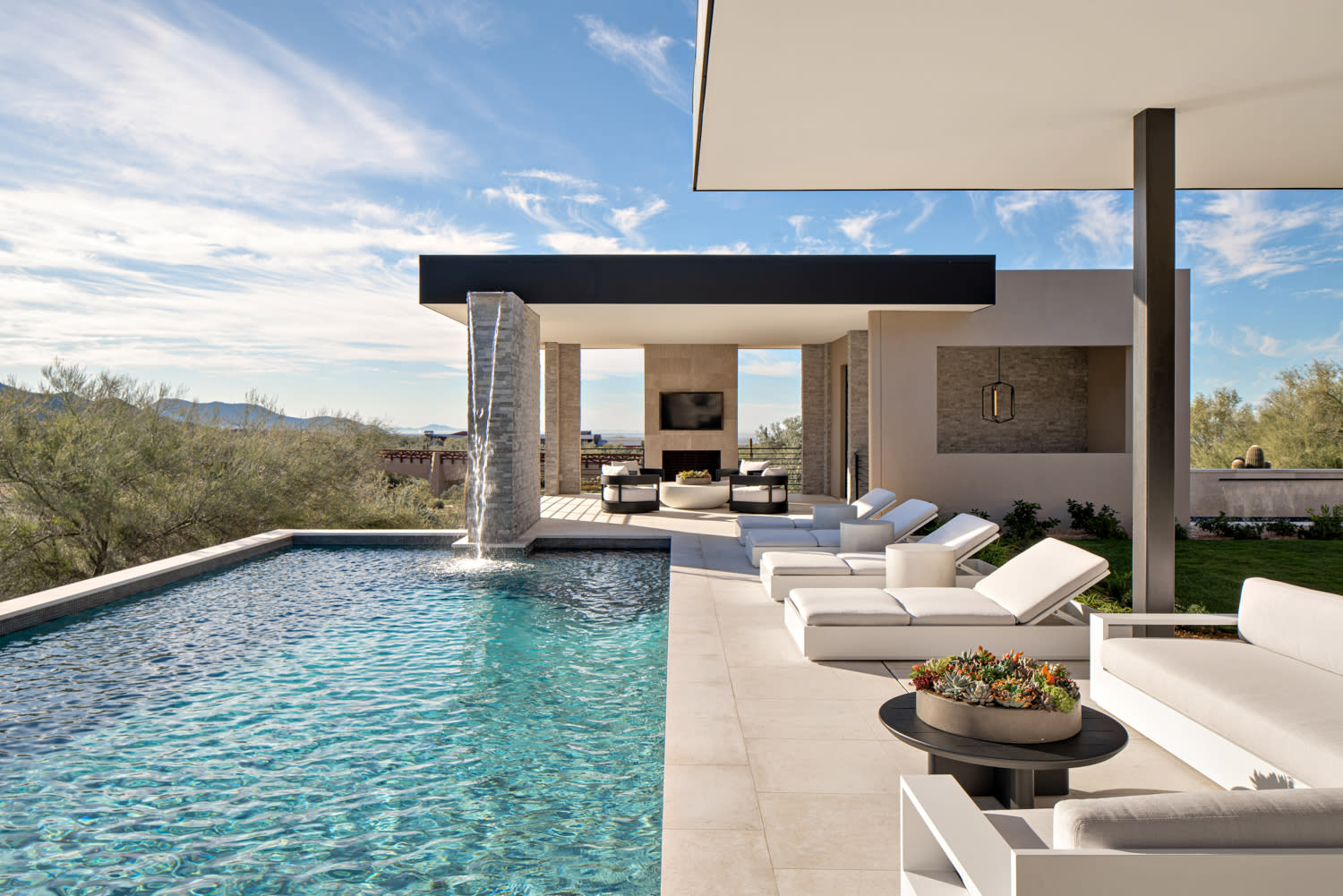 Picture of 14 Outdoor Spaces To Inspire Alfresco Living All Year Long | LUXE ...