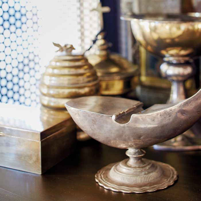 3 Arizona Showrooms That Offer Unique Antique Finds