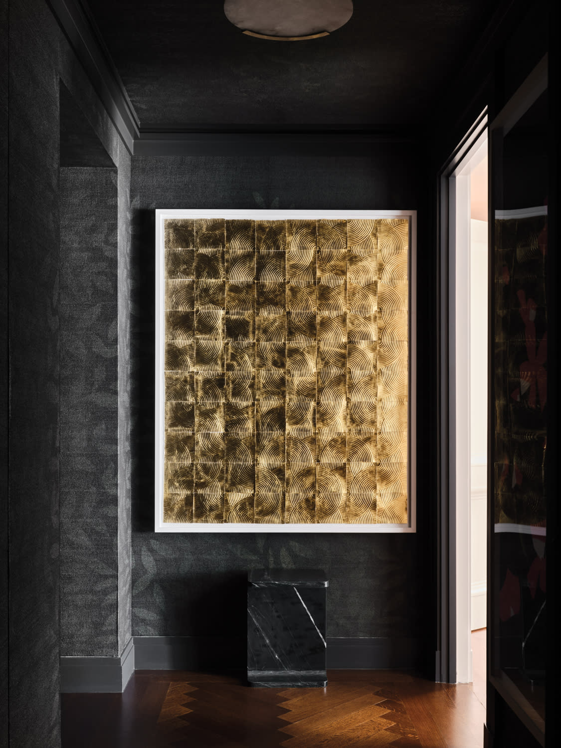 Picture of Gotham Glamour: The Sultry Penthouse With An Unmatched Style Factor ...