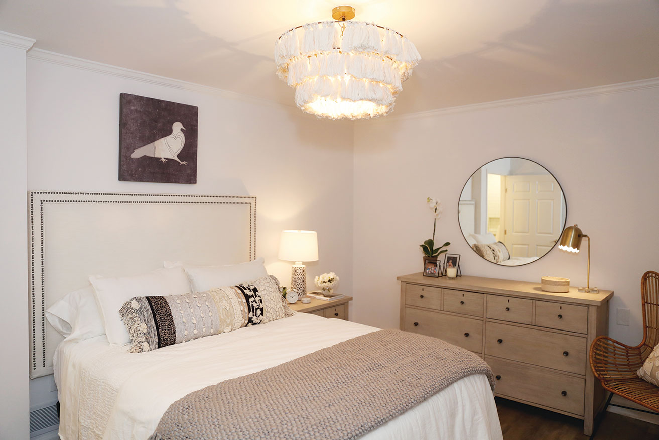 soard white neutral bedroom