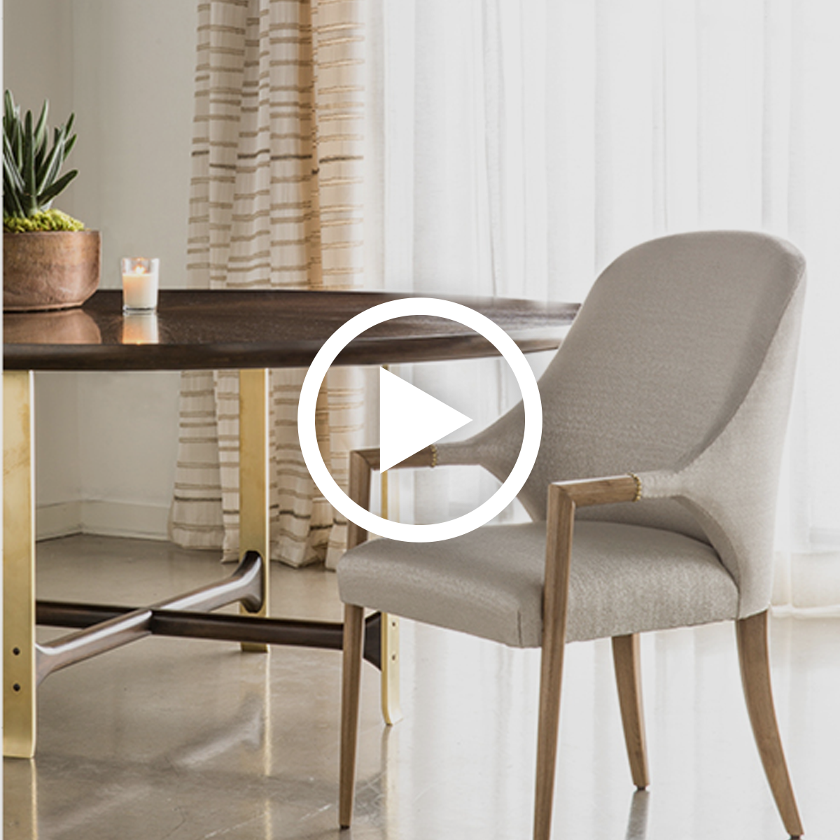 quintus chair play button