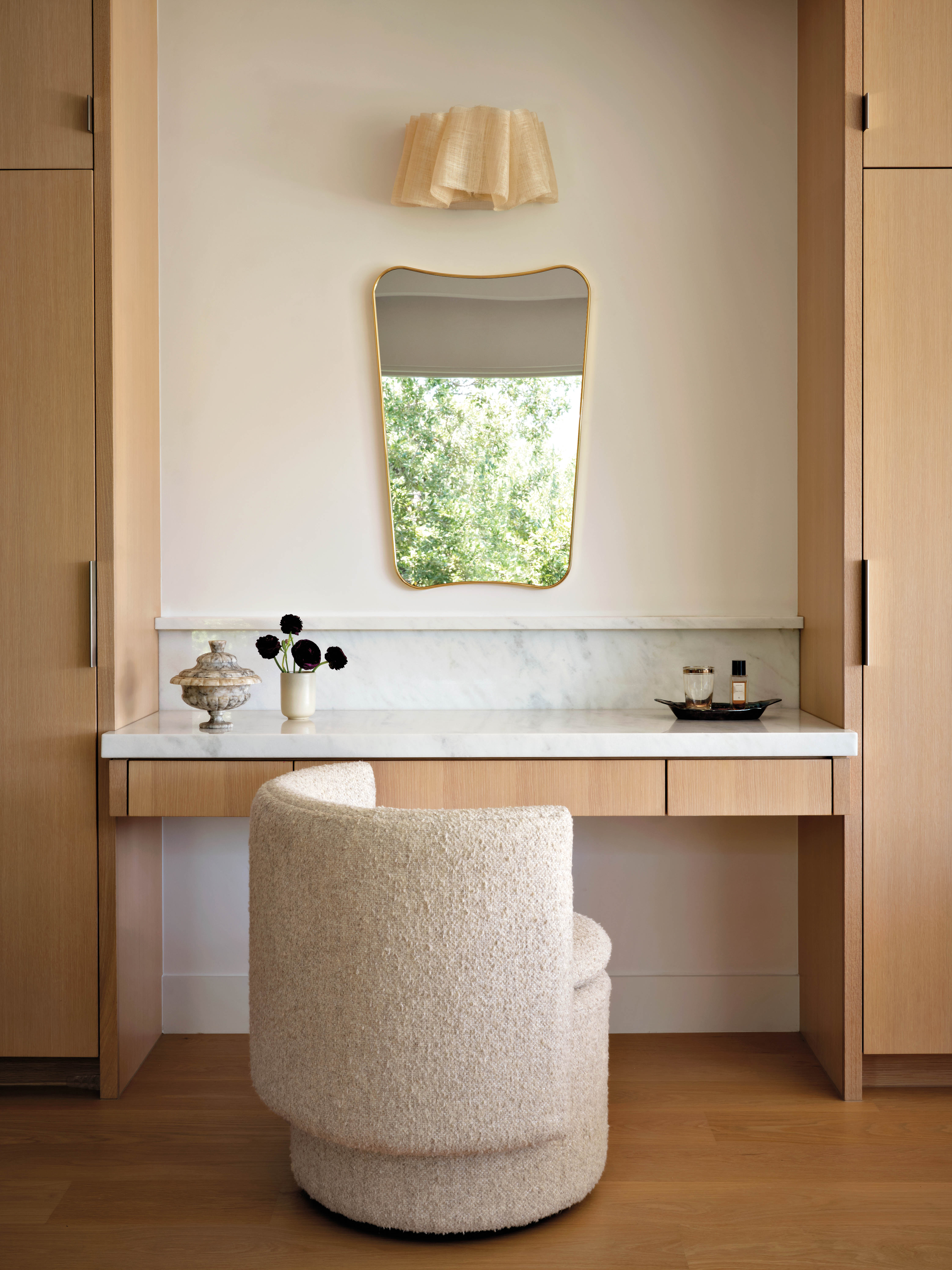 A Dated Lake Austin Home Gets A Welcomed Touch Of Flair | LUXE