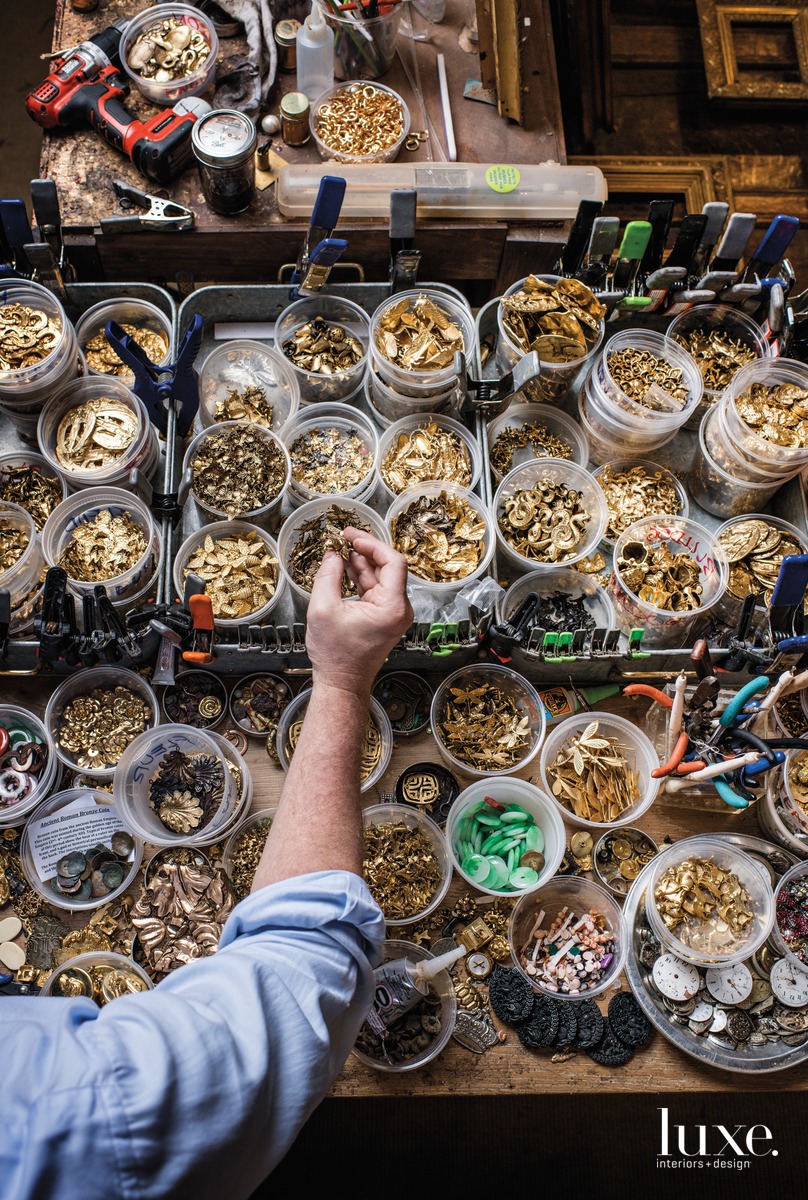 A table in Mayer's shop overflows with various items he uses to decorate the Museum Bees, including timepieces, gold figurines and gemstones. His working utensils include pliers, nail punches, paint brushes and even his daughter's knitting needles. "I'm constantly living with a knife in my pocket," he says.