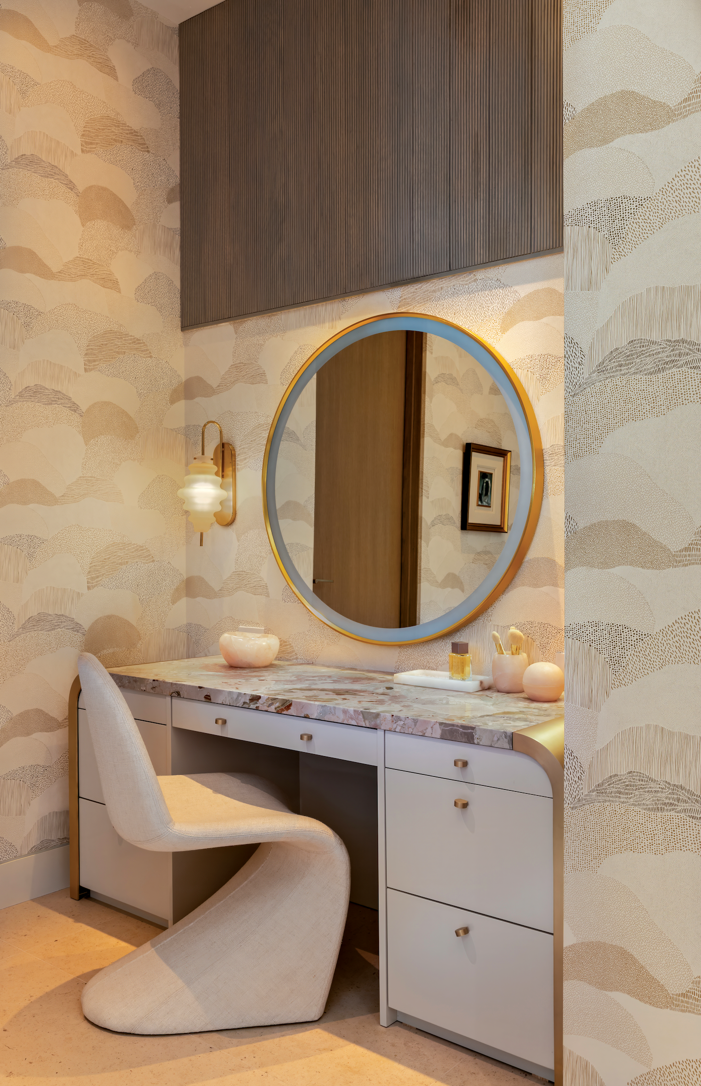 The carefully executed installation of the drywall made the application of wall textures, paint and wallpaper seamless and smooth.