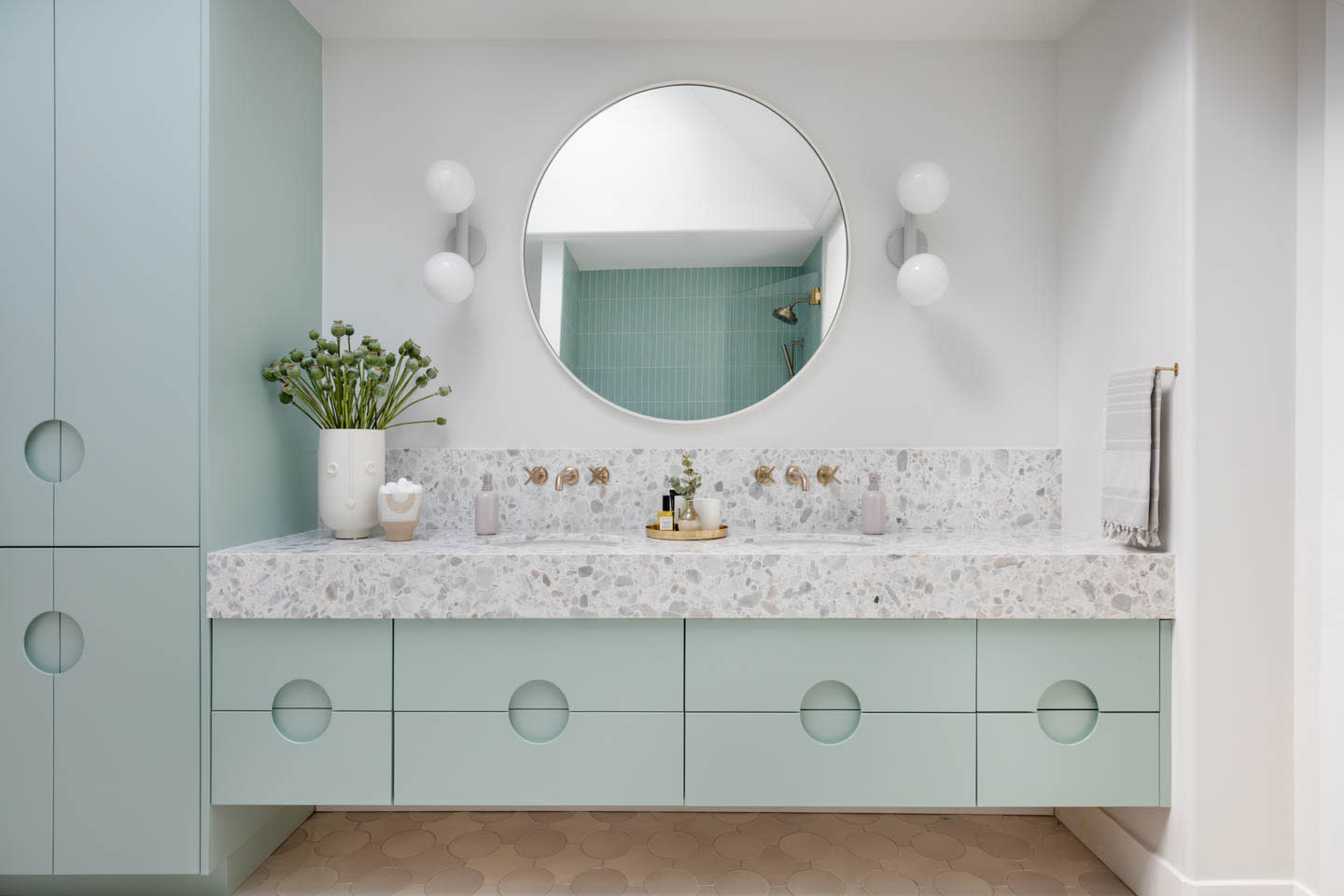 10 Bathroom Colors And Tips From Designers | Luxe Interiors + Design
