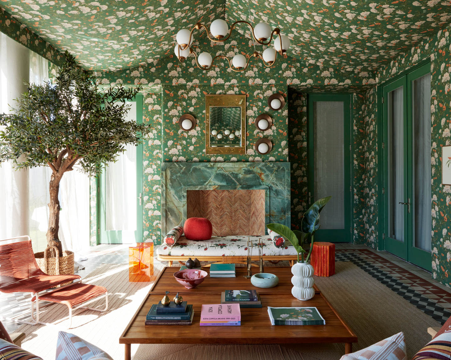 Chloe Redmond Warner's Kips Bay Show House lounge featuring her Peony Chintz wallpaper