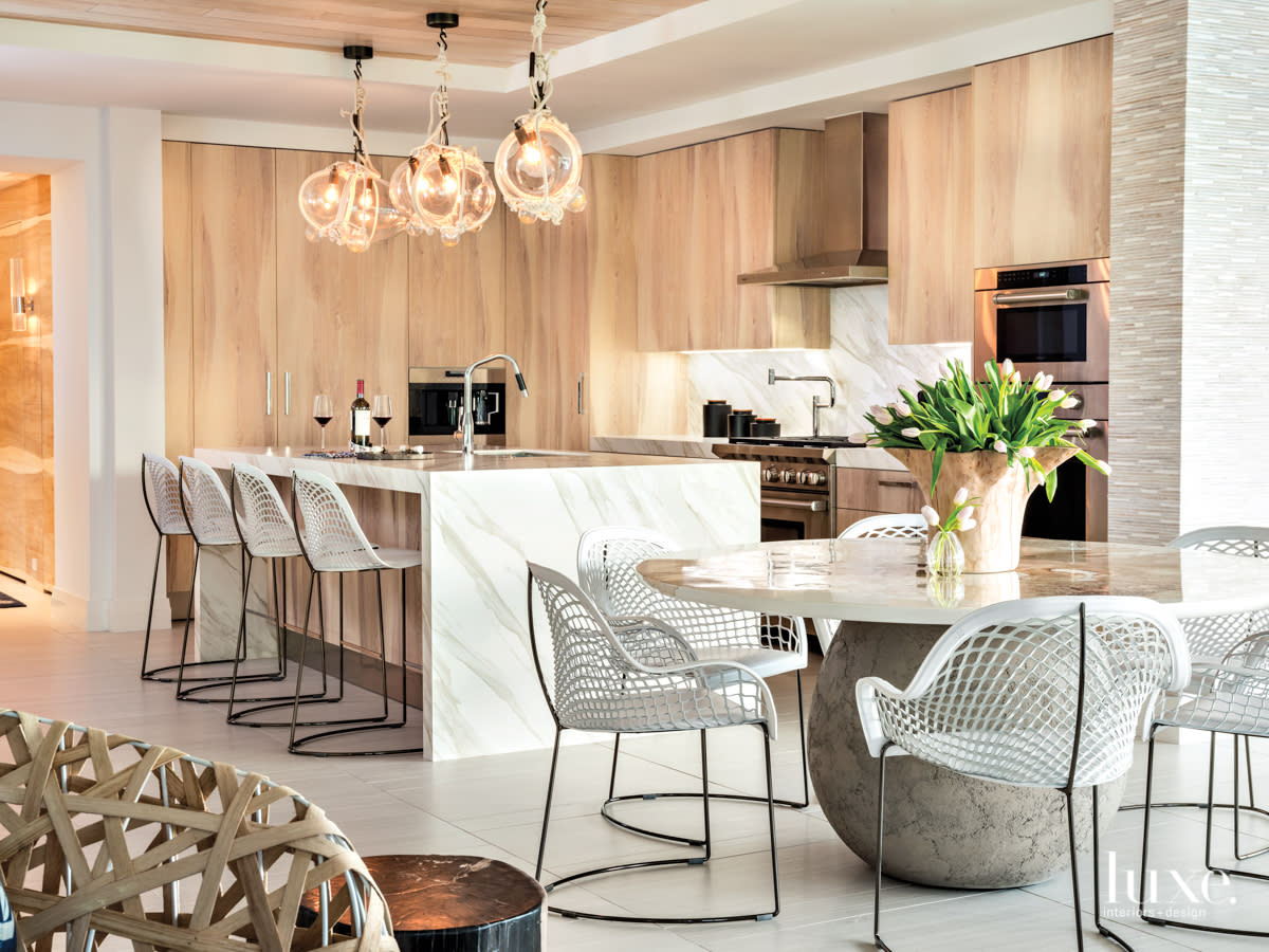 kitchen with milpa wood ceiling