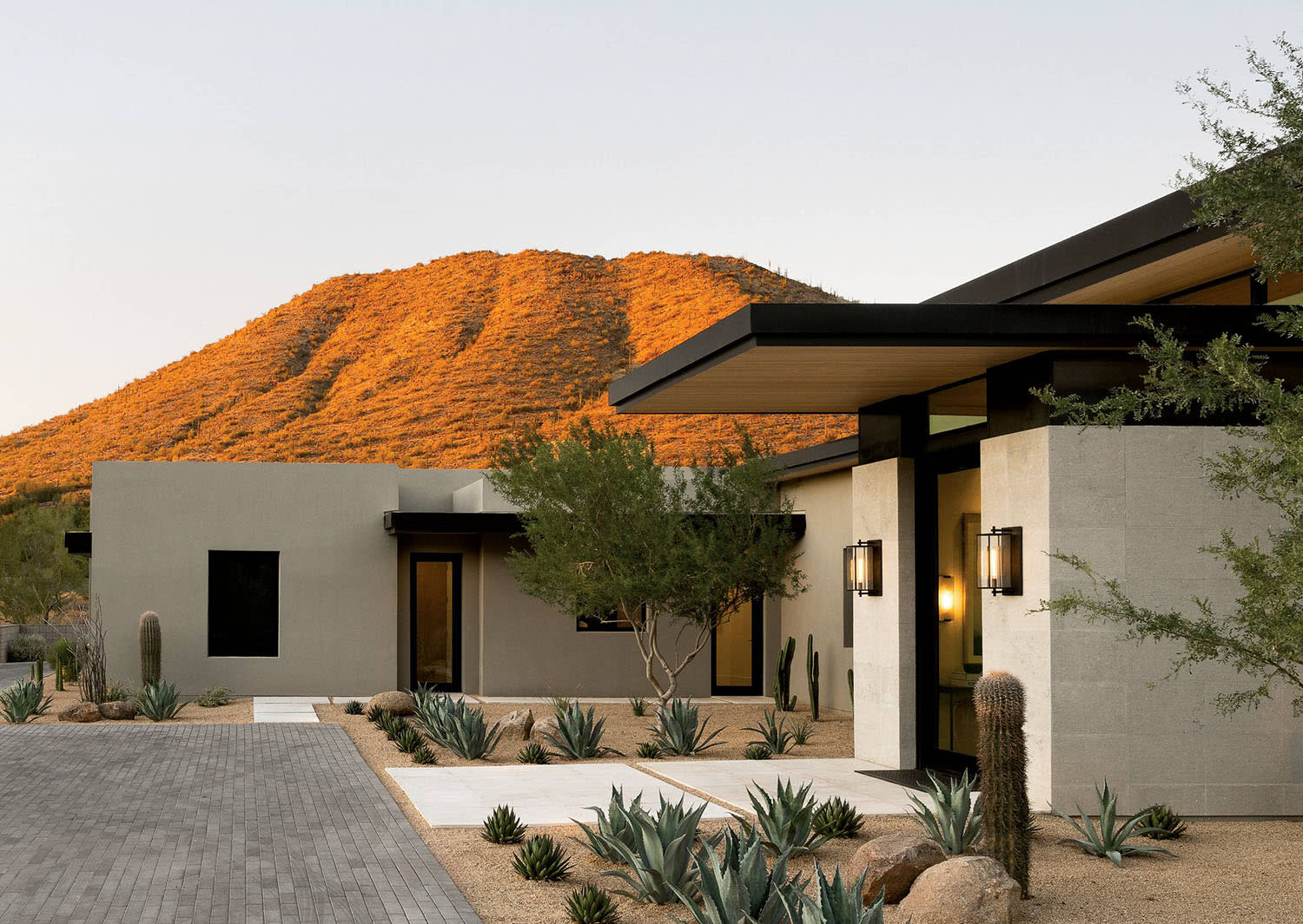 exterior of a contemporary Arizona home in the desert