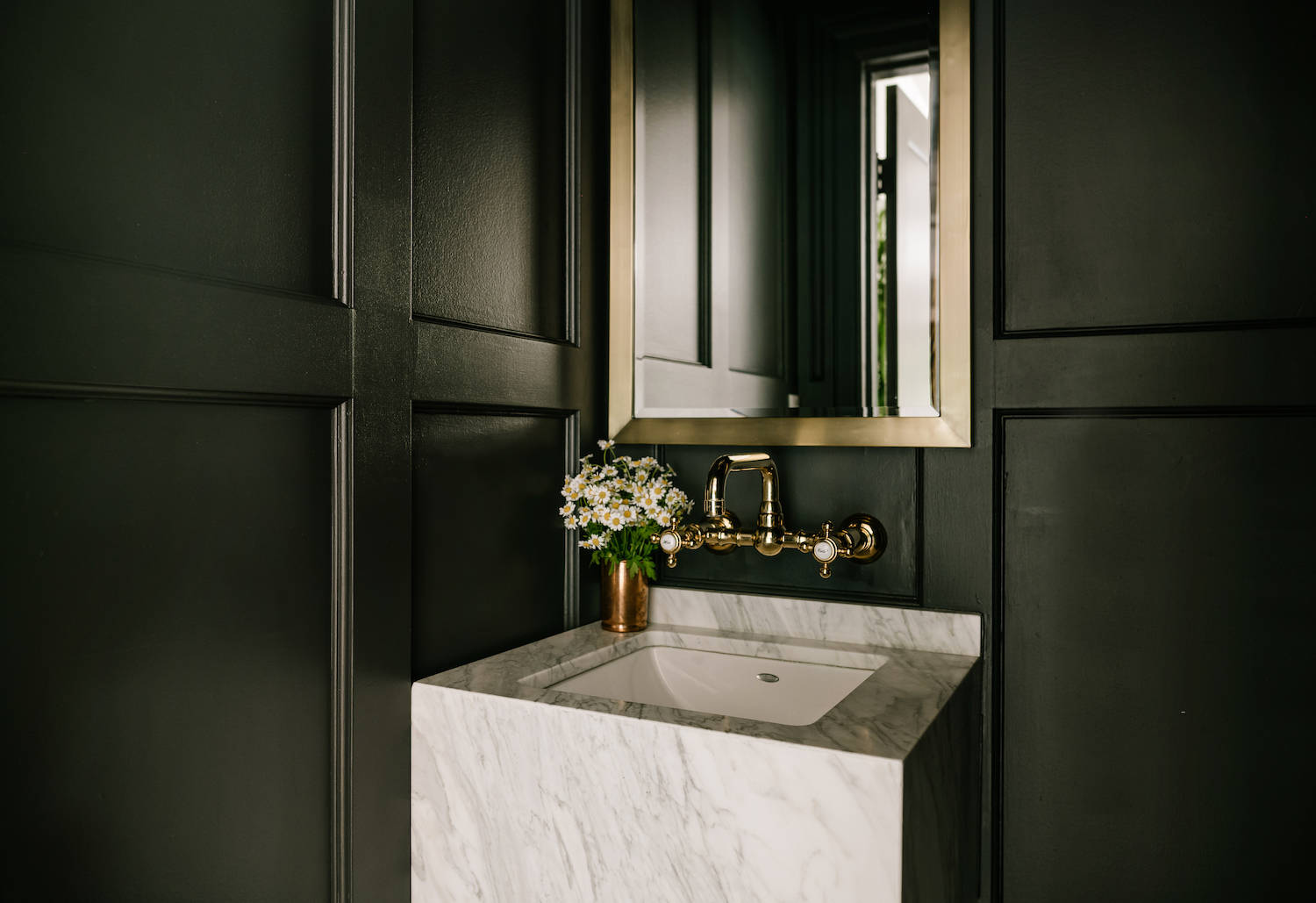12 Modern Powder Room Ideas With Major Wow Factor Luxe Interiors Design