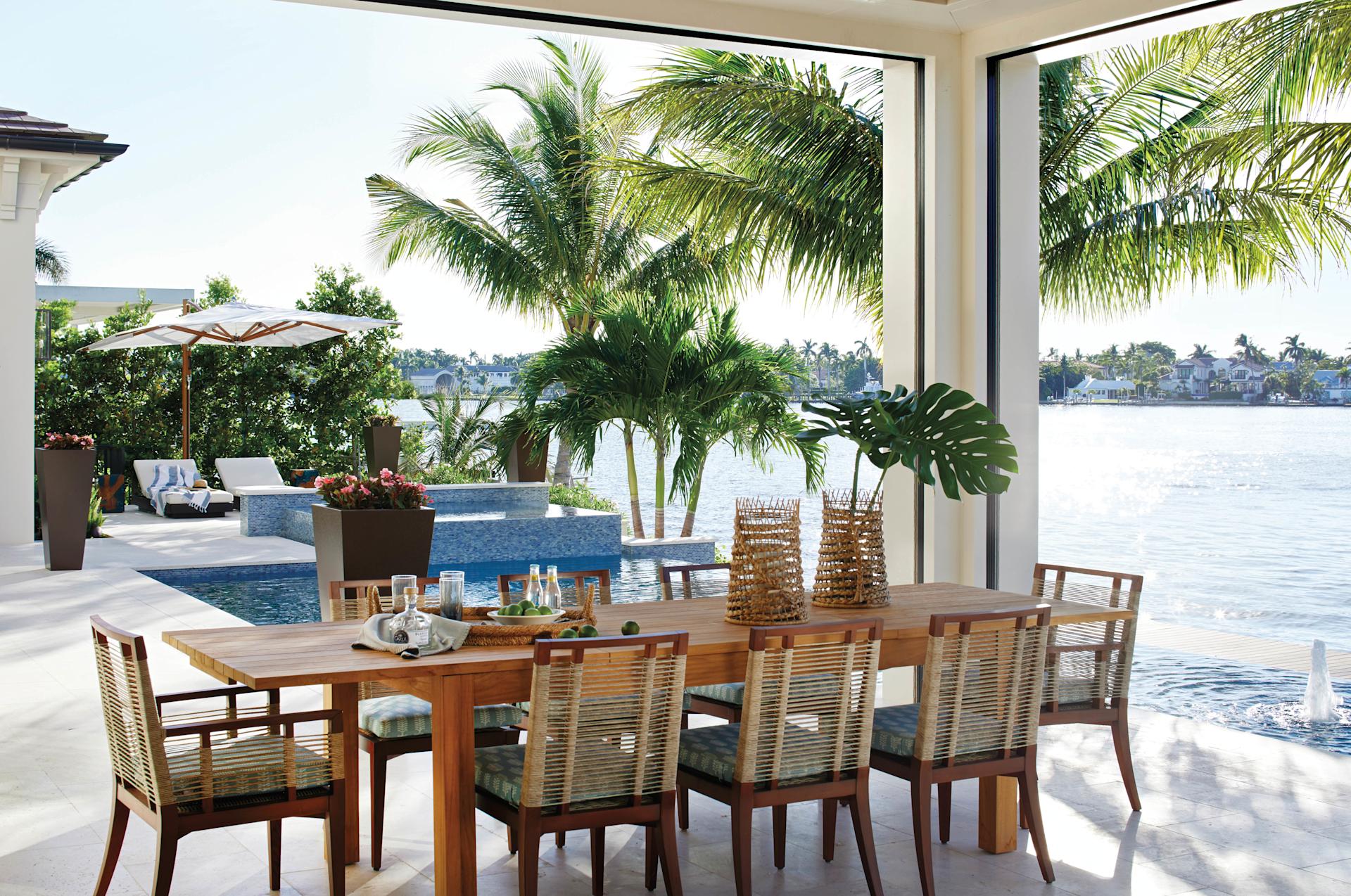 Coastal Design Takes A Contemporary Spin In This Florida Home | Luxe ...
