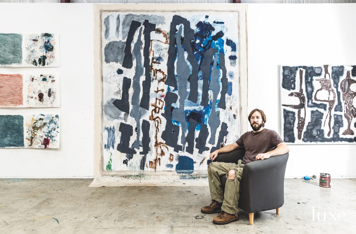His works on canvas incorporate mediums such as oil, acrylic, pastel, charcoal and pencil.