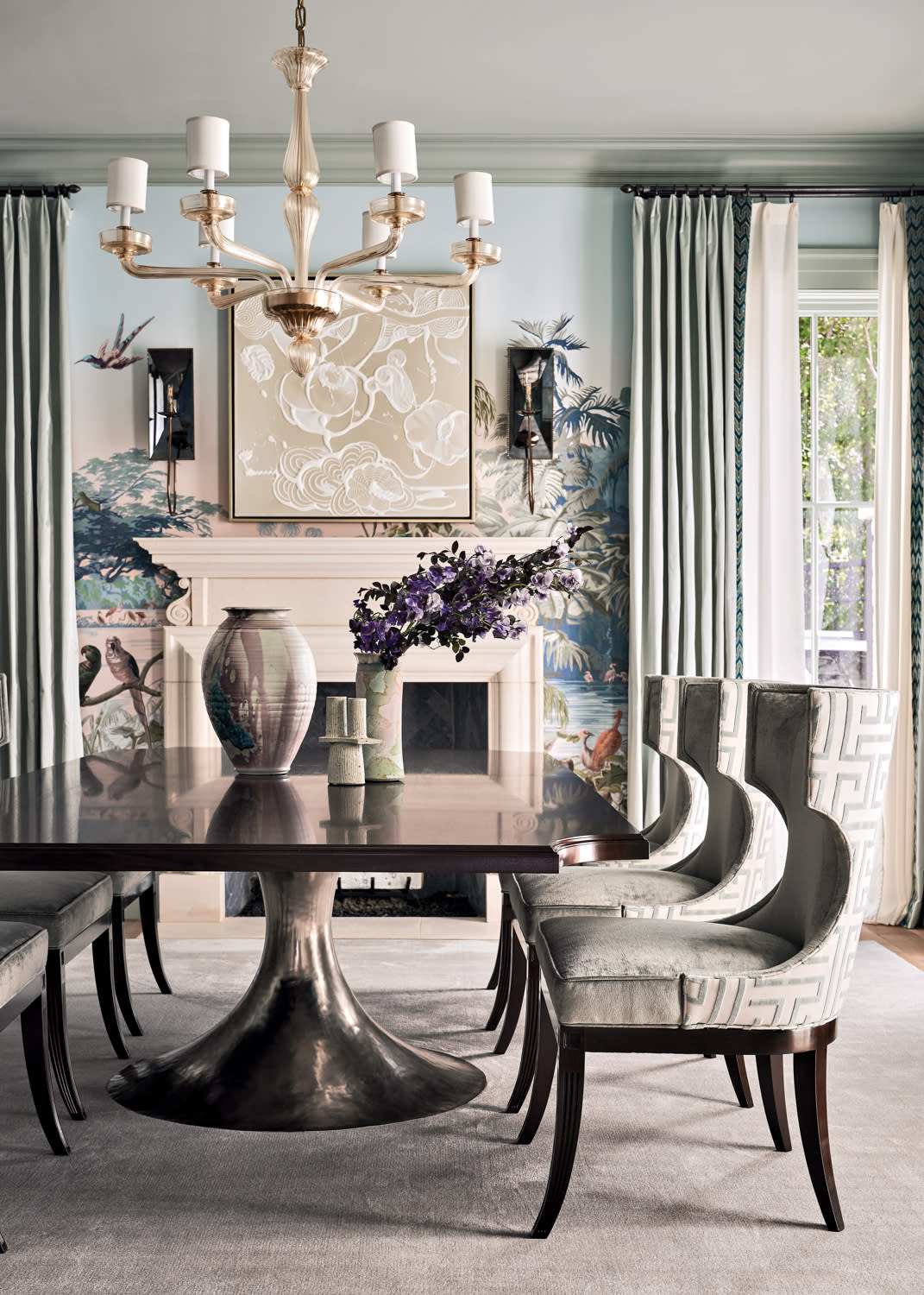 classic dining room with traditional furnishings