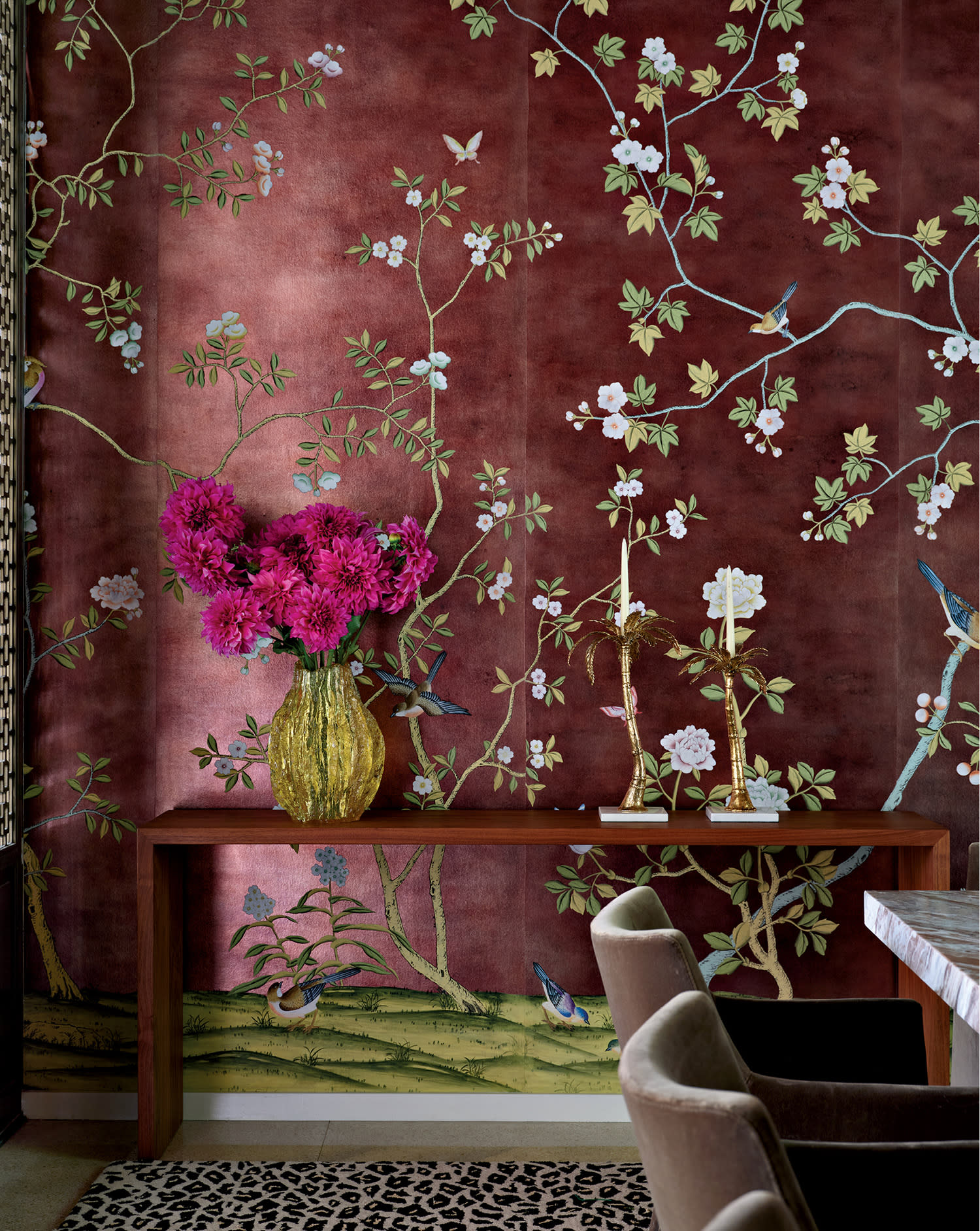 chinoiserie wallpaper with a red background
